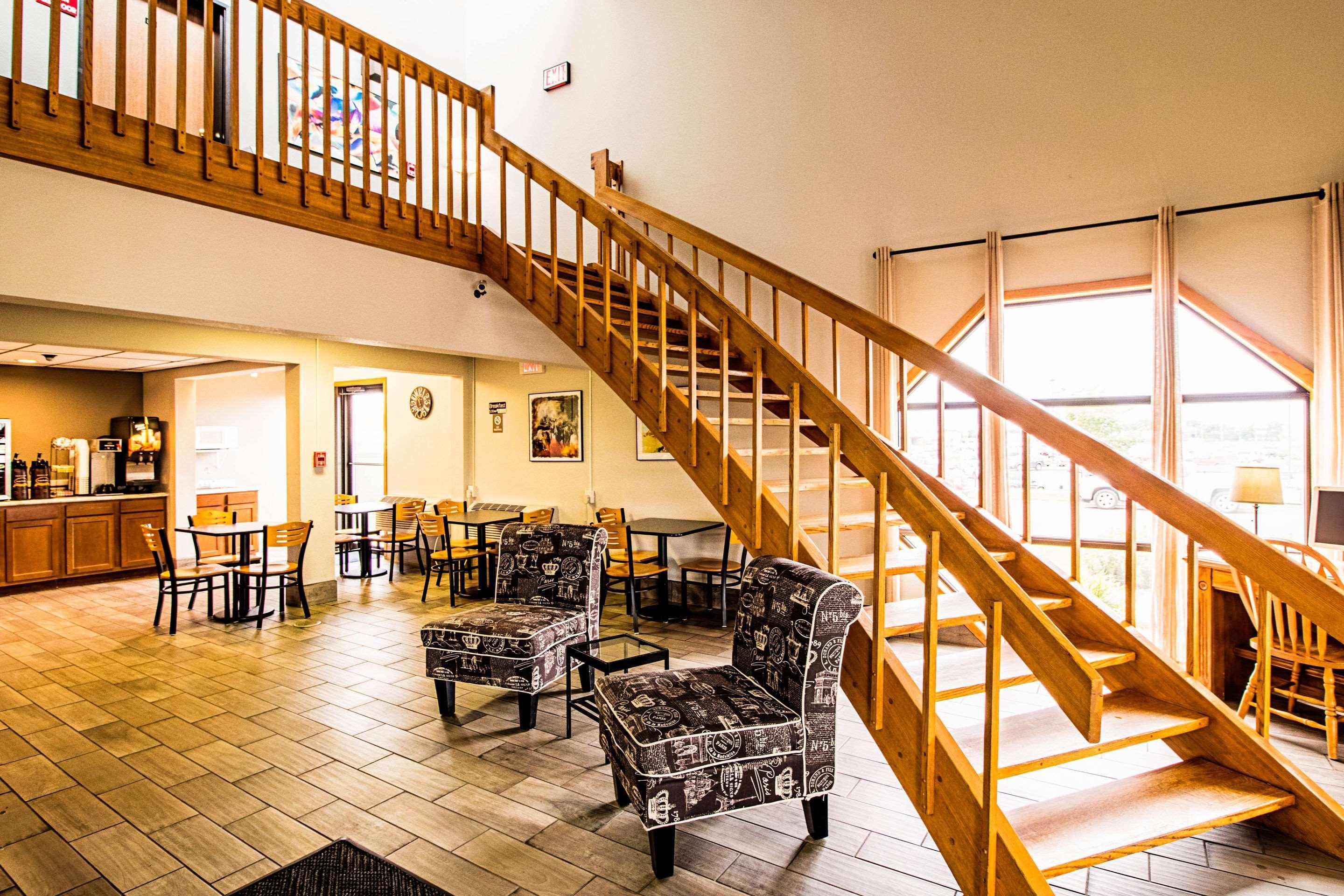 Econo Lodge Watertown Luaran gambar